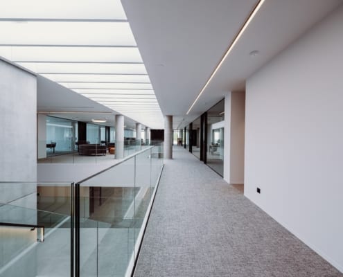 Overview of free-hanging acoustic PETAC® baffles in the hall of Stow